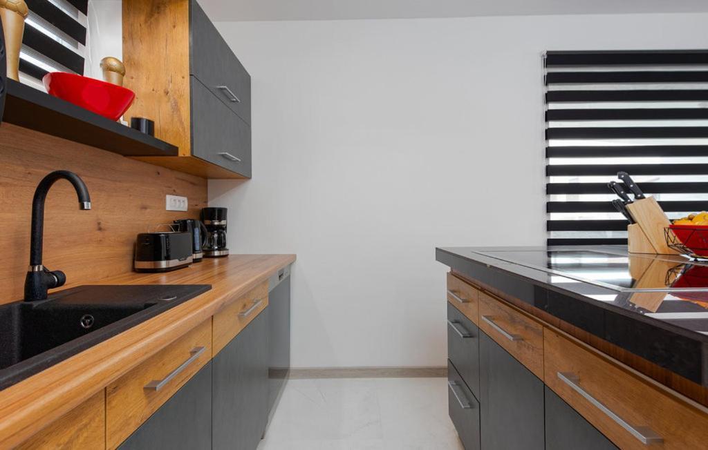 Luxurioeses Penthouse Welle Mit Whirlpool, Grill Und Meerblick 维尔 外观 照片