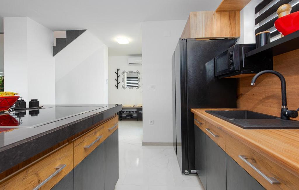 Luxurioeses Penthouse Welle Mit Whirlpool, Grill Und Meerblick 维尔 外观 照片
